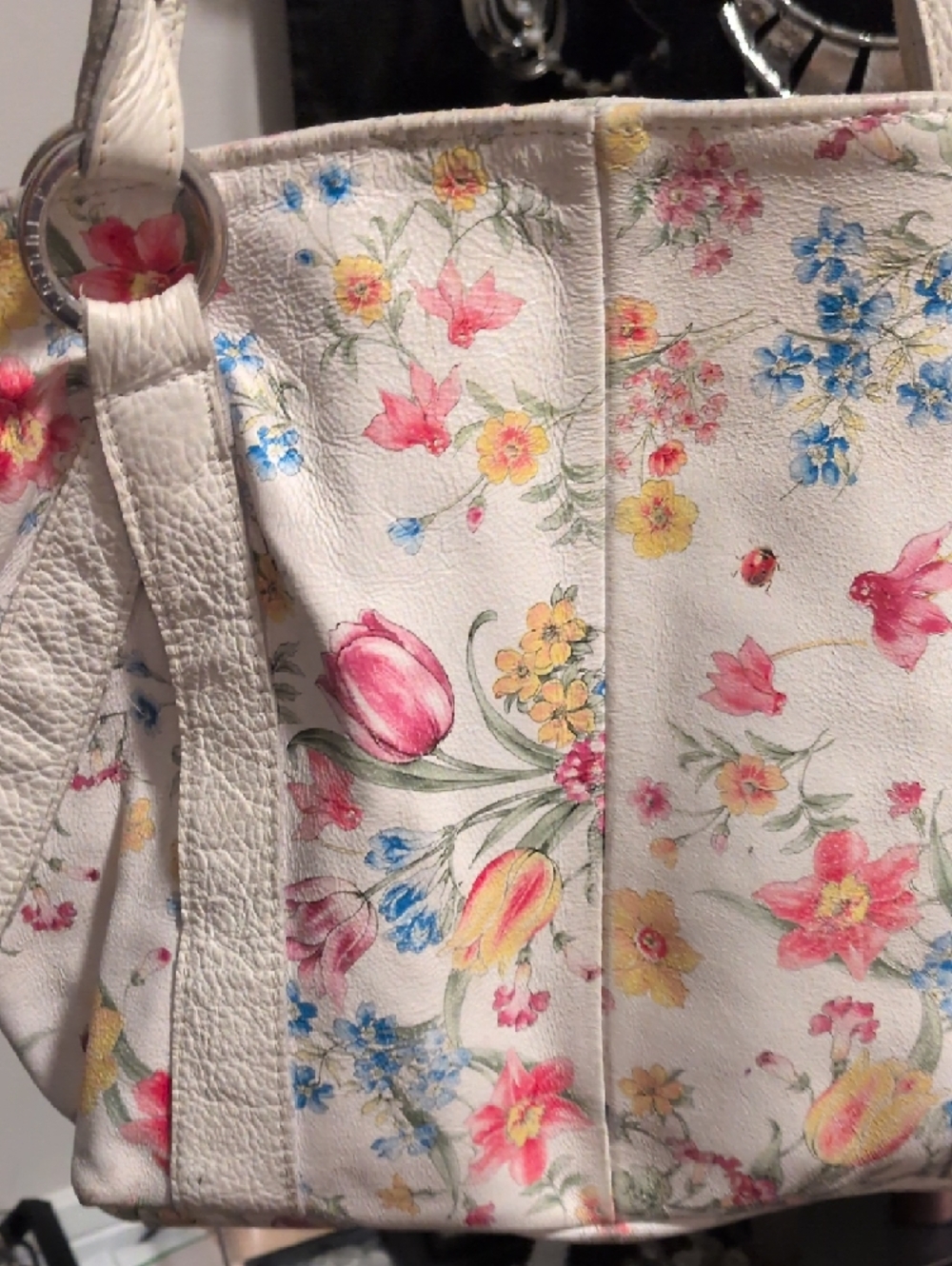 Cecconi Peiro Cream Floral & Ladybug  Leather Shoulder Bag - Picture 9 of 9